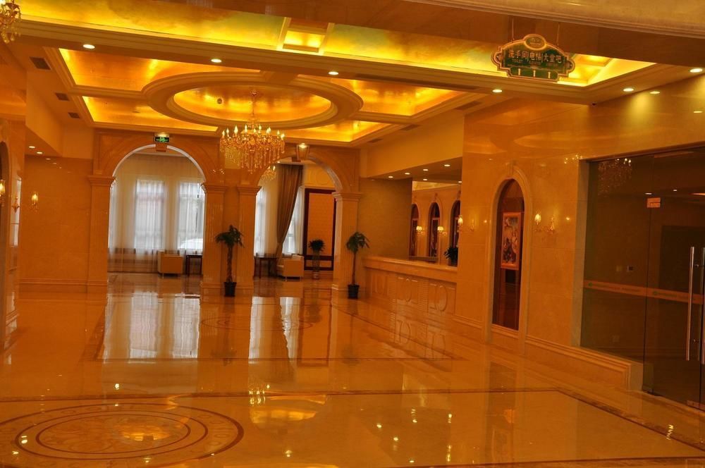 Vienna Hotel Sh Fengxian Nanqiao Jinhai Road Sanghaj Kültér fotó